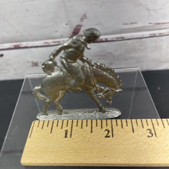 Vintage 1970's Greenfield Village Die Cast Thin Cowboy Figure - Picture 9 of 9